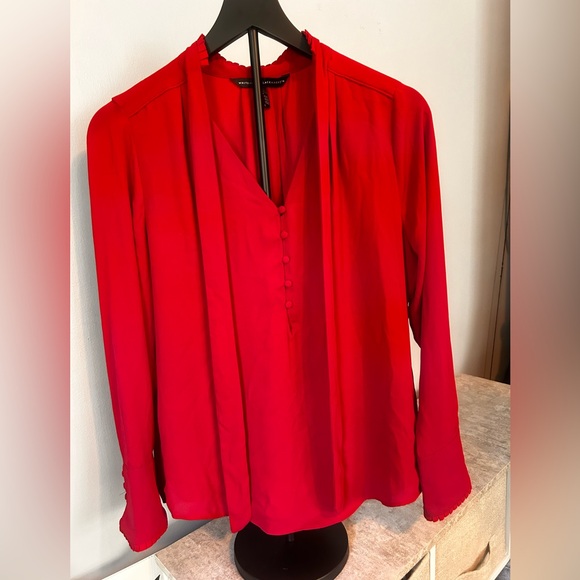 White House Black Market Red Tie-Neck Blouse Sz 6 | Holiday Elegance Top - Picture 5 of 15